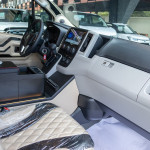 TOYOTA HIACE 2022